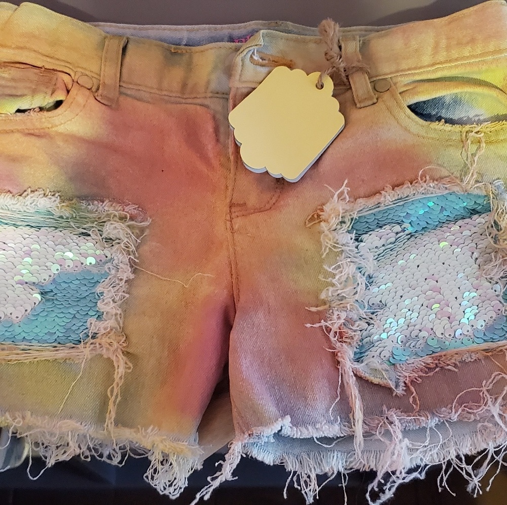 Girls shorts